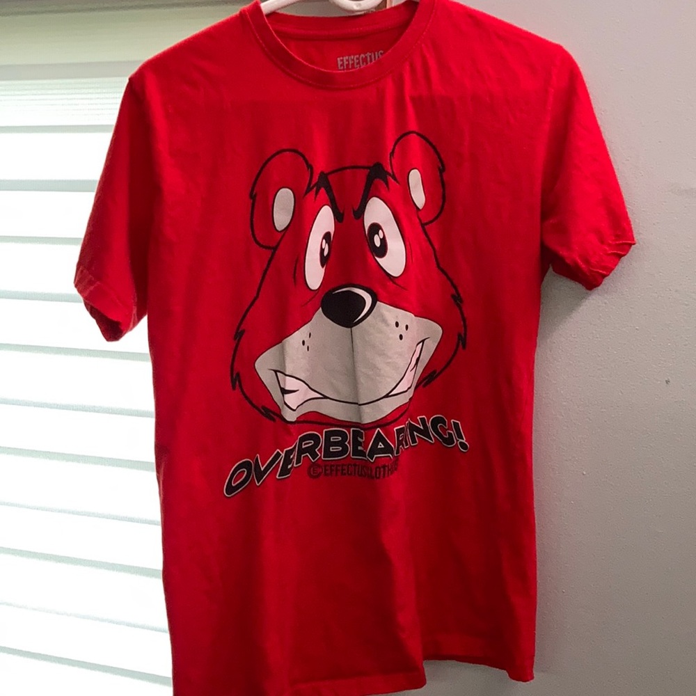 Overbearing red tee designer Effectus